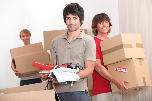 Organized moving and storage assistance in Stmarycray