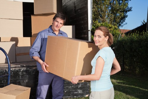 Flexible storage support for moving and business organization